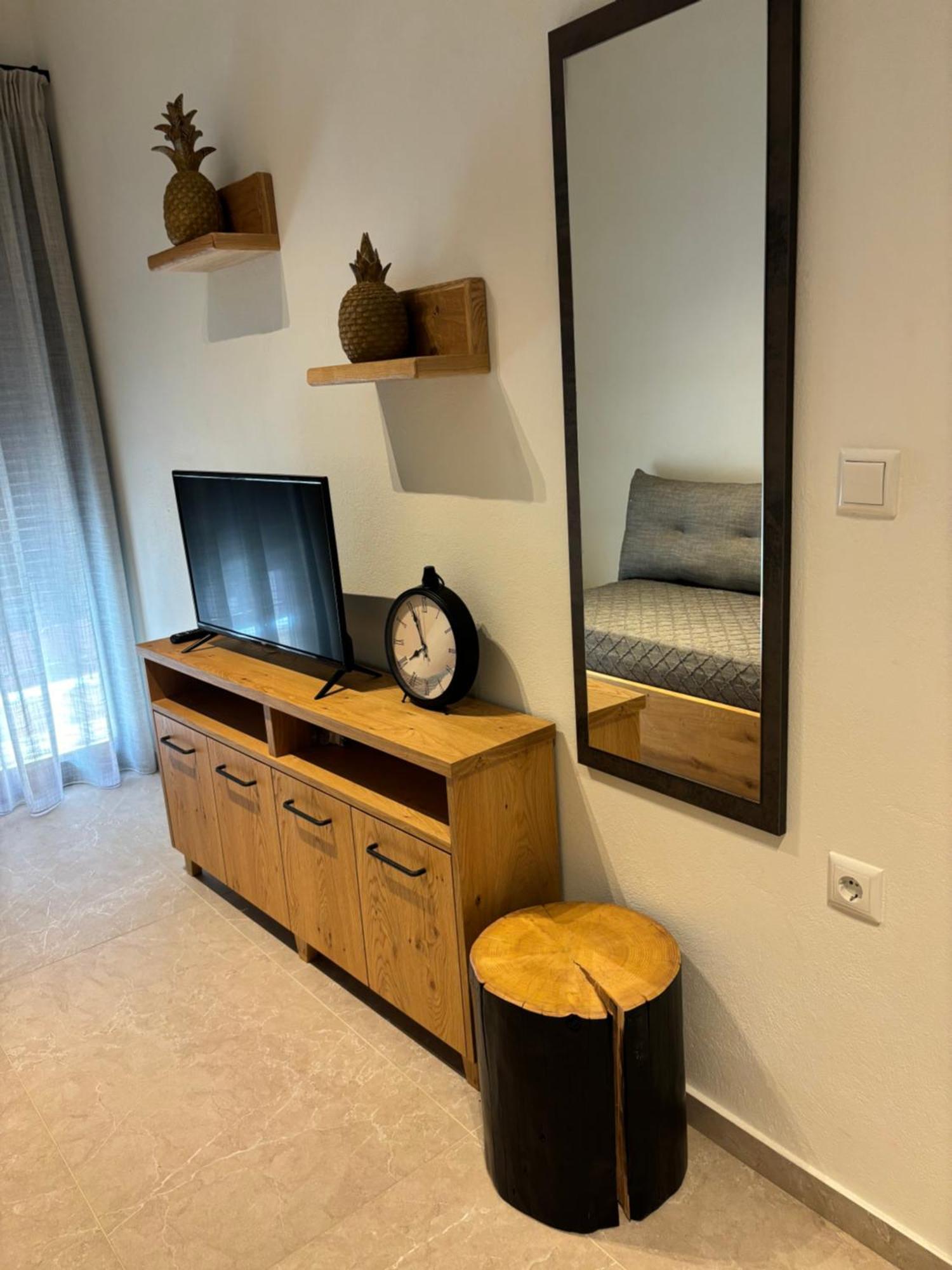 The Mits Luxury Apartments Skiathos-stad Buitenkant foto